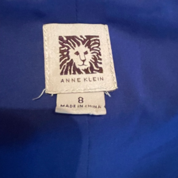 Sleeveless Dress for all Occasions - Picture 6 of 11